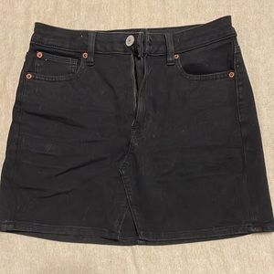 Black Mini Skirt!